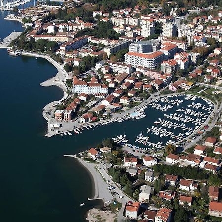 Guesthouse Lanca Tivat Eksteriør bilde